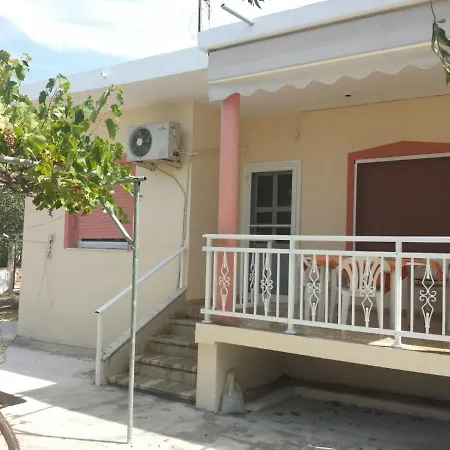 Holiday home Sivi's Skala Kallirakhis